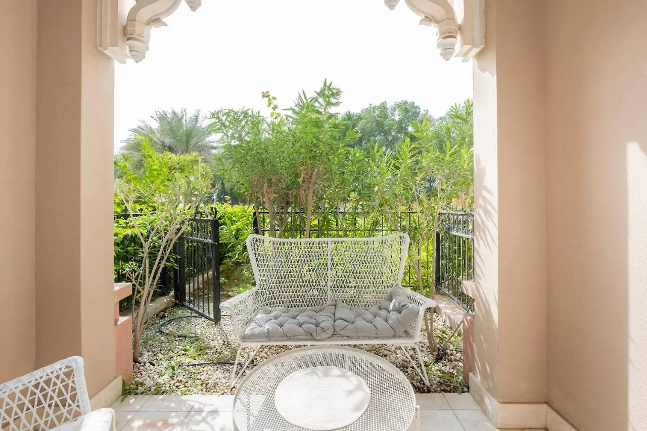 Apartament Fully-Equppied Studio With Private Beach And Pool Dubaj Zjednoczone Emiraty Arabskie
